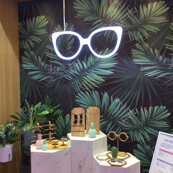 眼鏡店裝修櫥窗怎么設計裝飾？